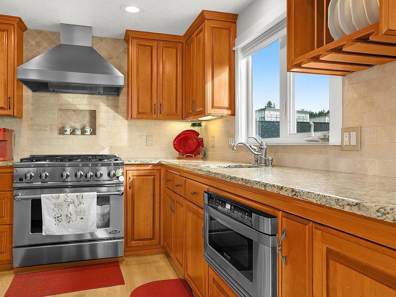 822 SE 5th St Newport, OR 97365  | Condominium