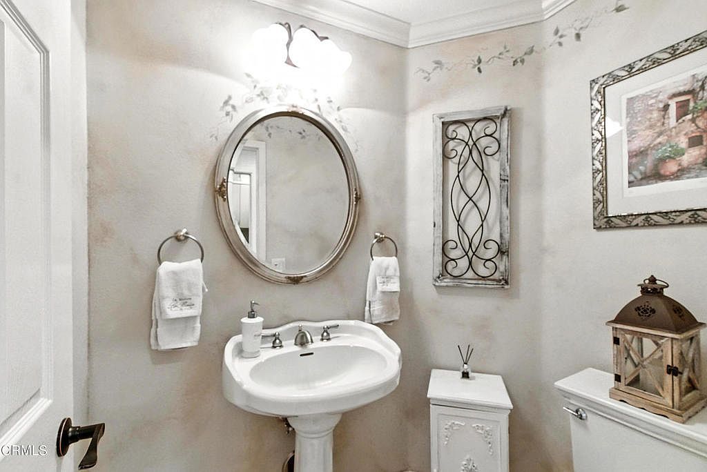 1095 Amberton Ln Thousand Oaks, CA 91320 | New build