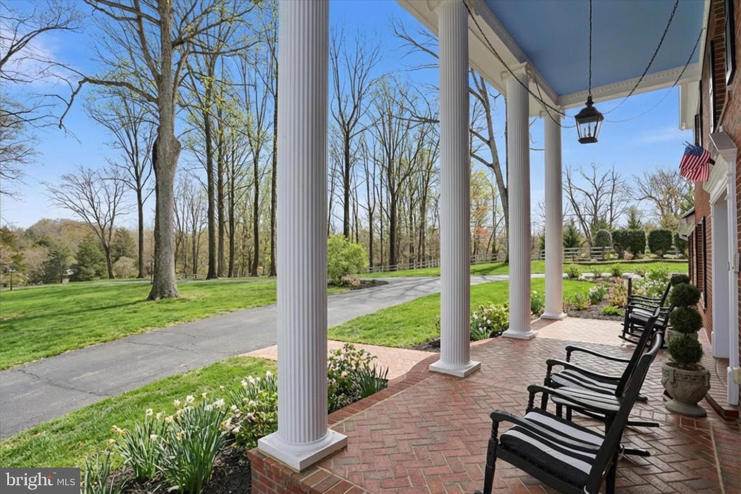 6704 Cedar View Ct Clifton, VA 20124  | Single Family