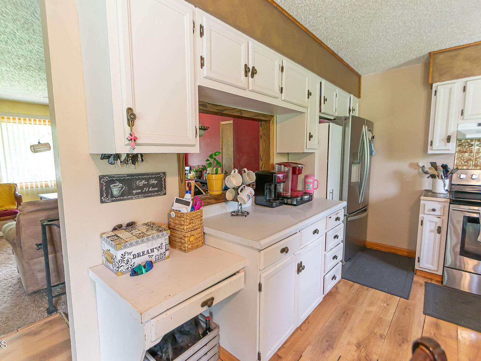 735 W Bristol Dr Bismarck, ND 58501 | Single Family