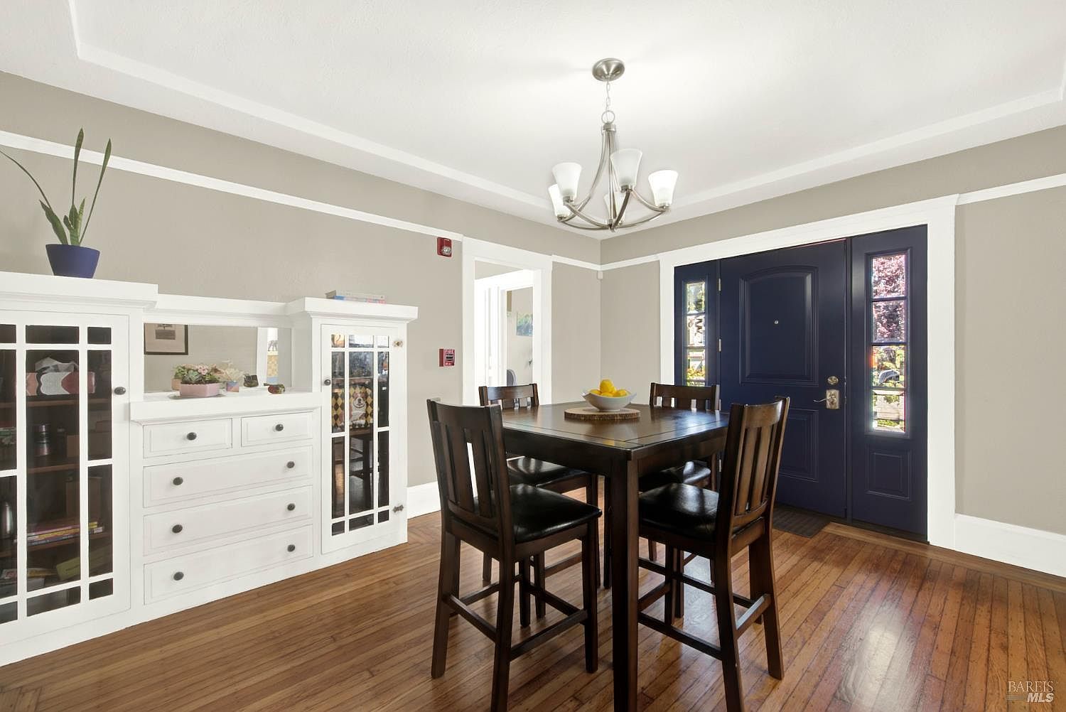 527 McLaughlin St Richmond, CA 94805  | Single Family