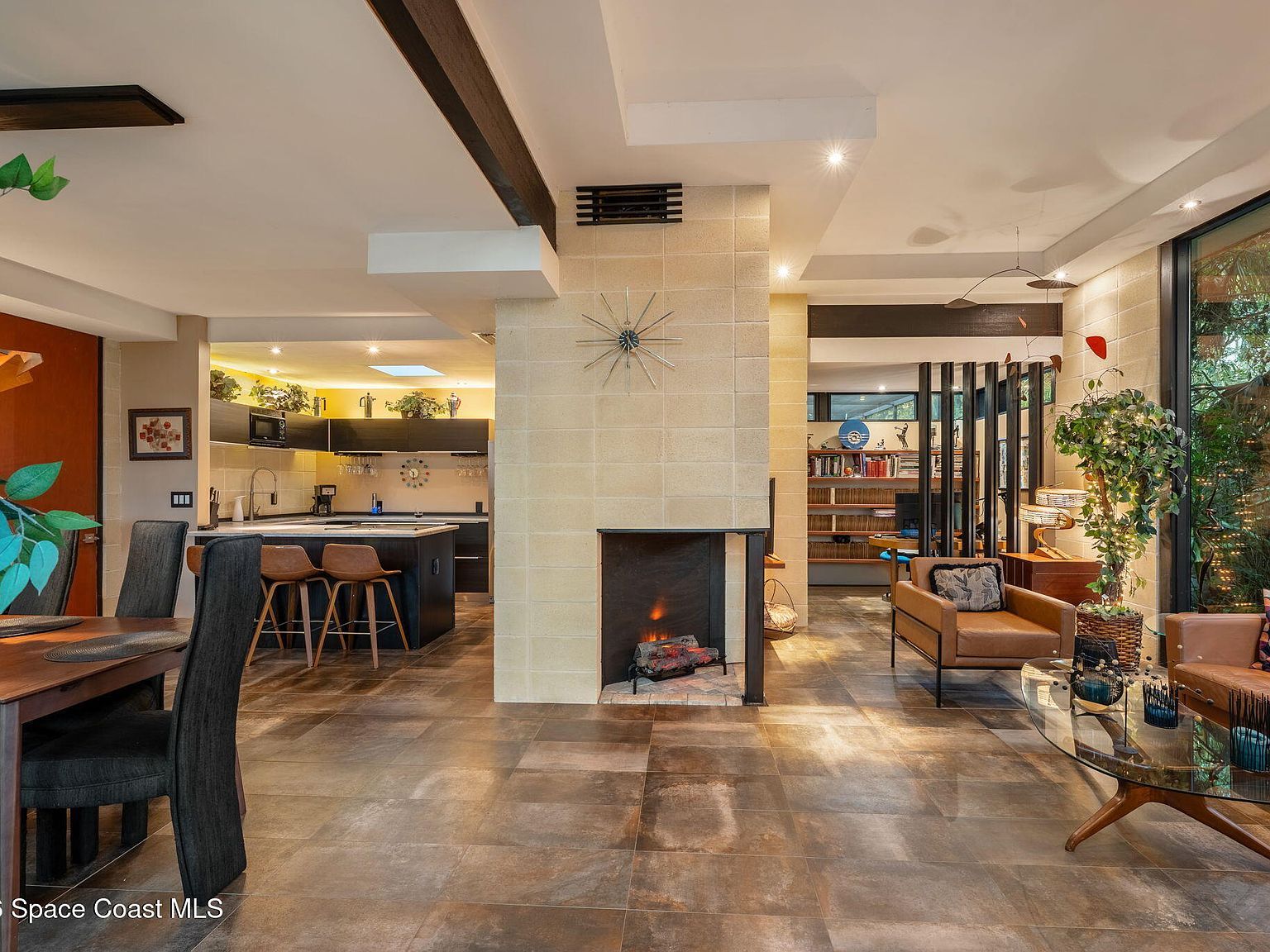 548 Old Oak St Melbourne, FL 32935  | Single Family