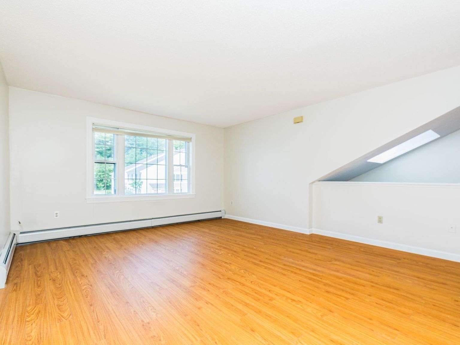 703 Springbrook Cir Portsmouth, NH 03801  | New build