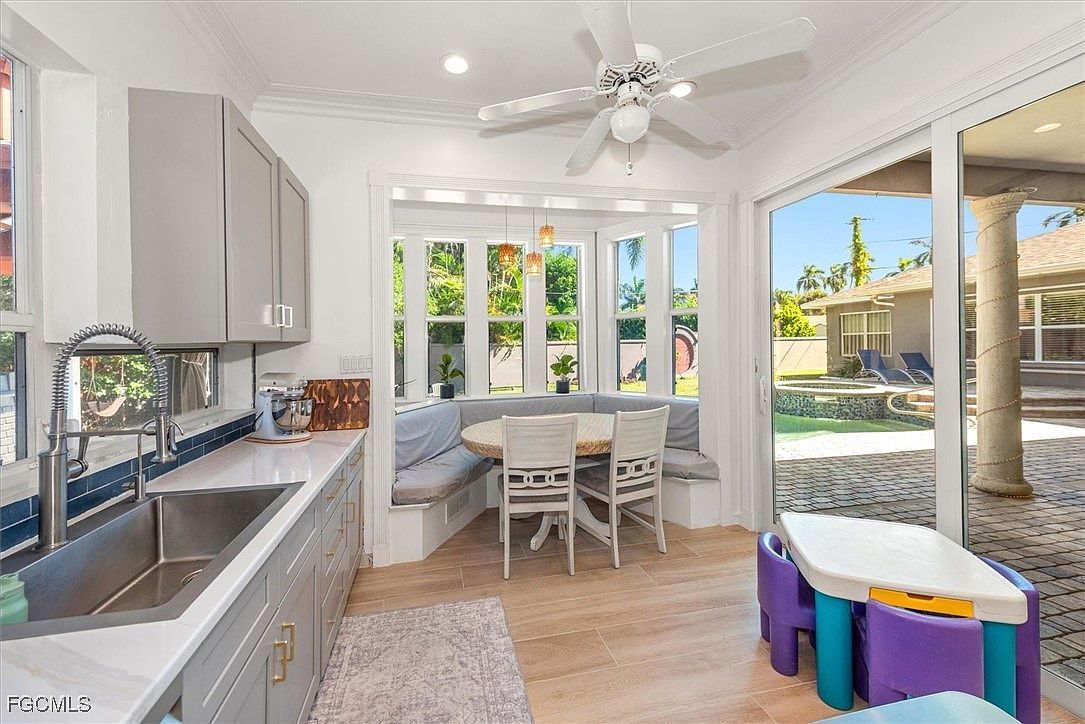 729 Dean Way Fort Myers, FL 33919  | Multi Family