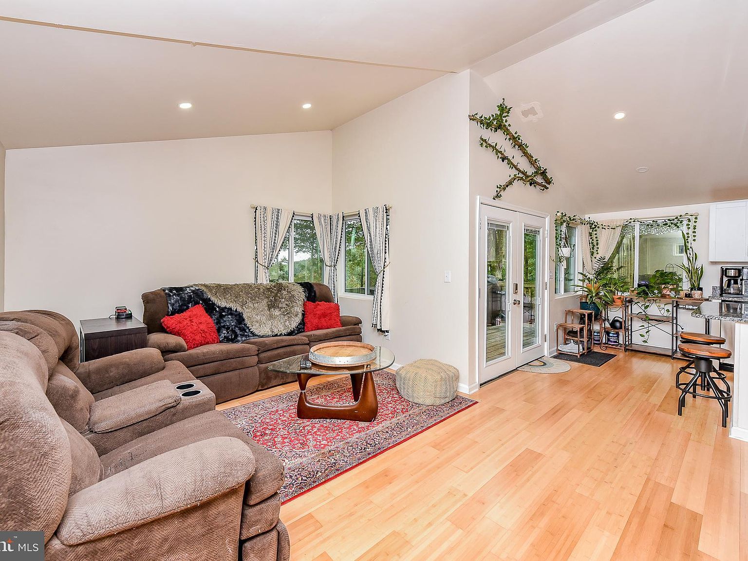 161 Dewdrop Ln Hedgesville, WV 25427  | Single Family