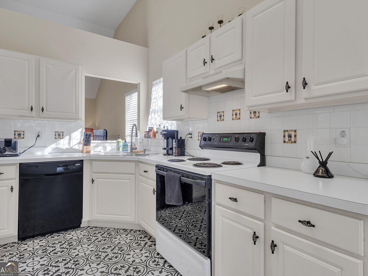 45 Ashley Woods Dr Newnan, GA 30263  | Single Family