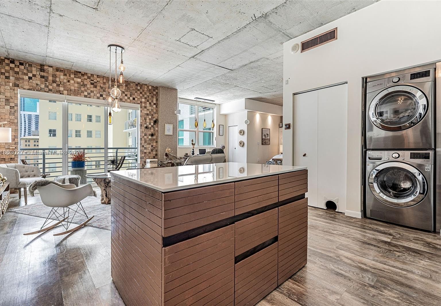 133 NE 2nd Ave APT 1208 Miami, FL 33132  | Condominium