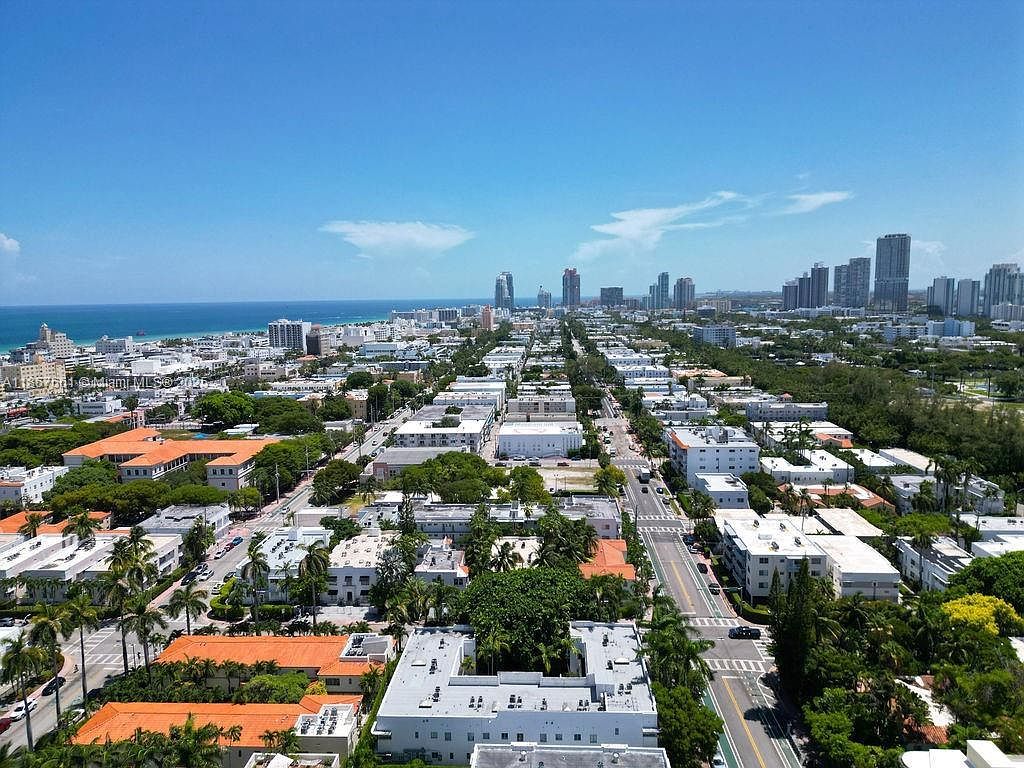 1555 Pennsylvania Ave APT 108 Miami Beach, FL 33139  | Condominium