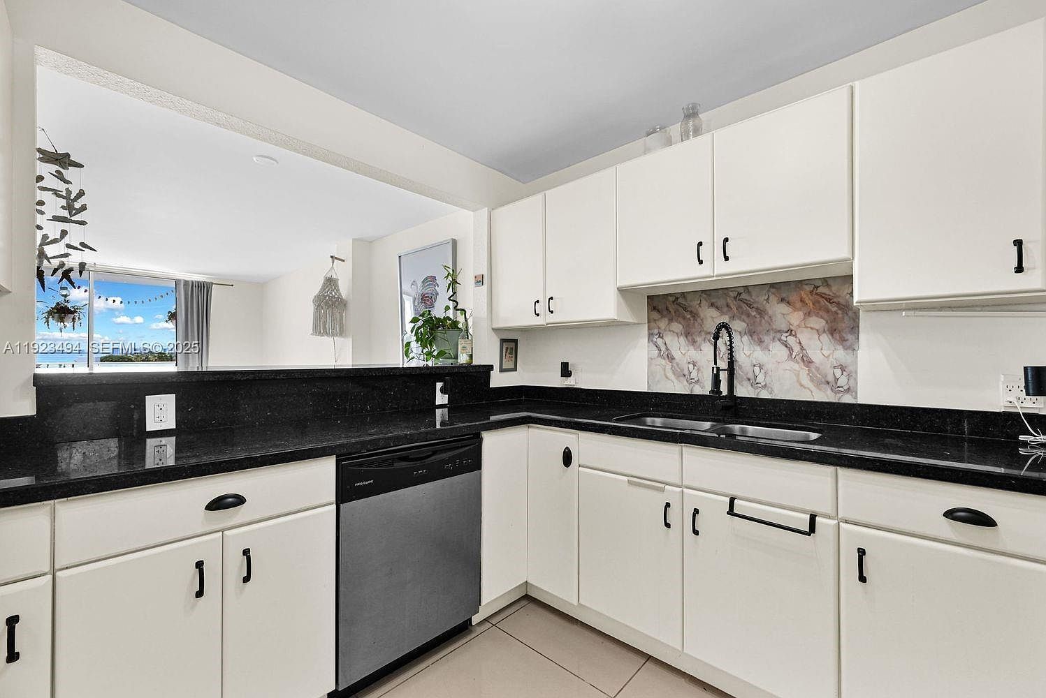 6900 Bay Dr APT 6B Miami Beach, FL 33141  | Condominium