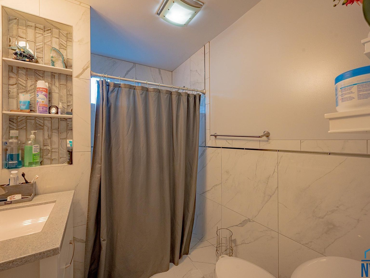 1800 Court St #2 Sioux City, IA 51104  | Multi Family