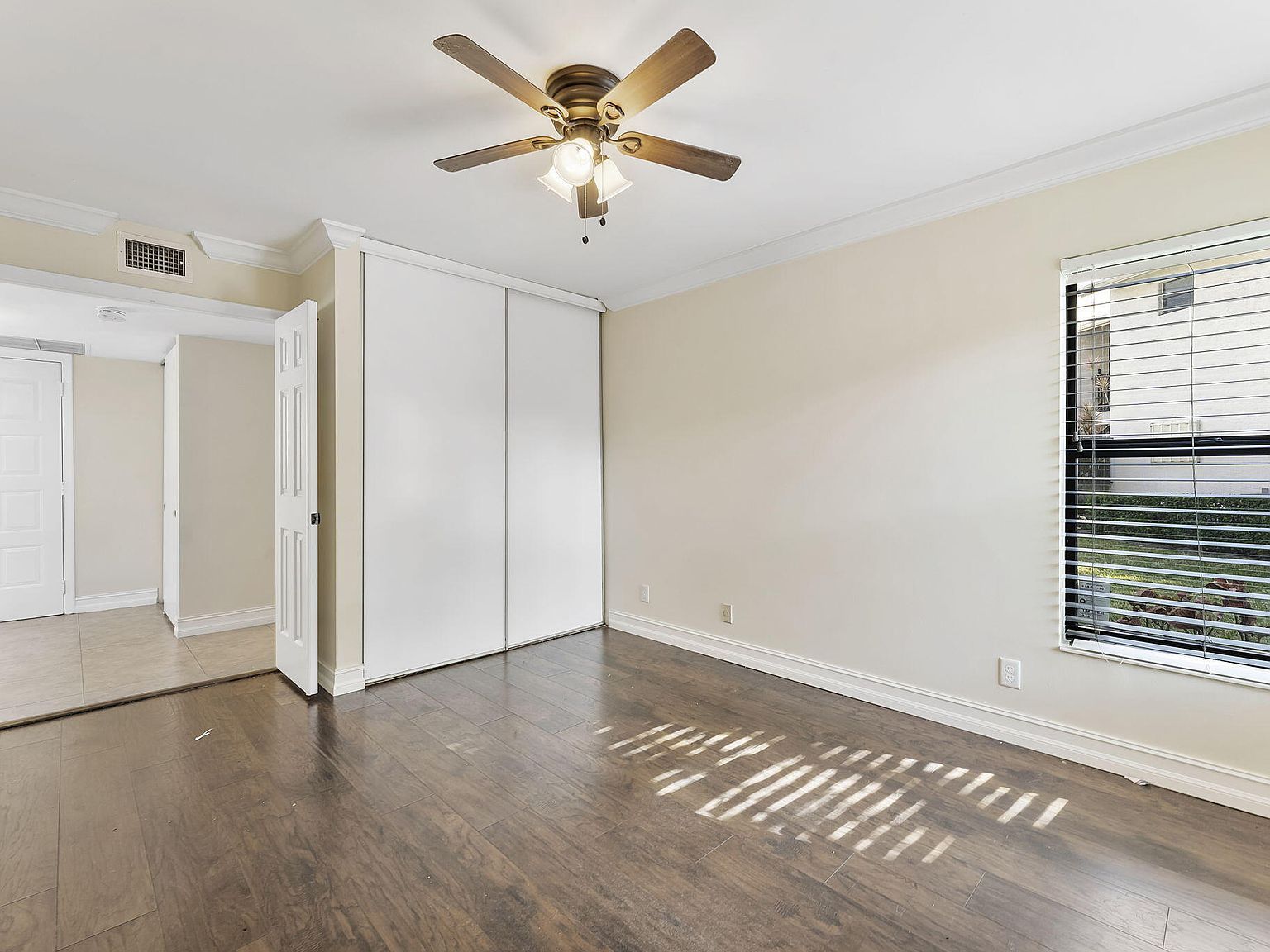 3525 NW 35th St #1604 Coconut Creek, FL 33066  | Condominium