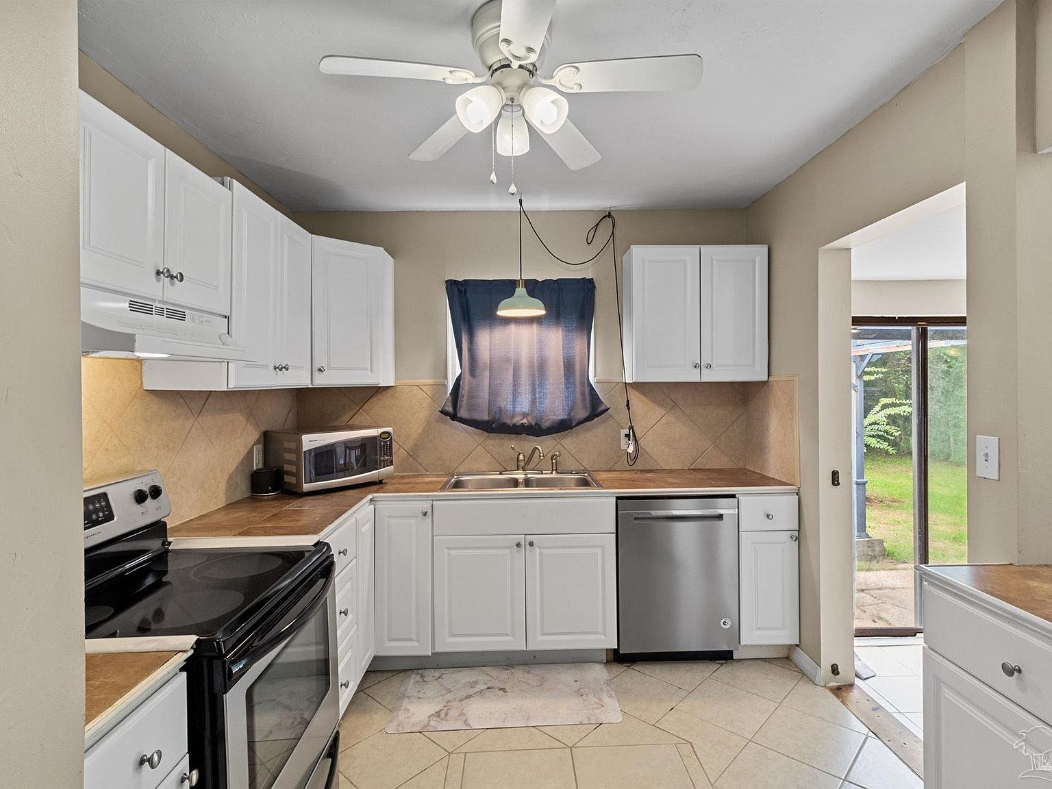 203 Booth Ave Cantonment, FL 32533  | Single Family