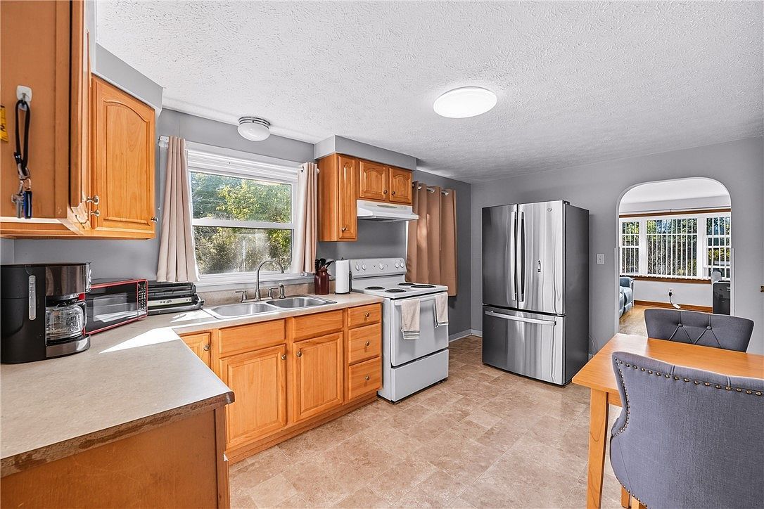 105 Williamson Rd Greenville, PA 16125  | Single Family