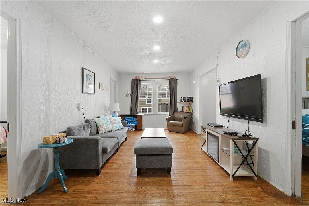 4877 Francis Dr Geneva, OH 44041 | Single Family