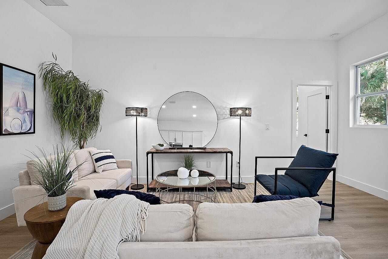 7876 96th Ave Vero Beach, FL 32967  | Single Family