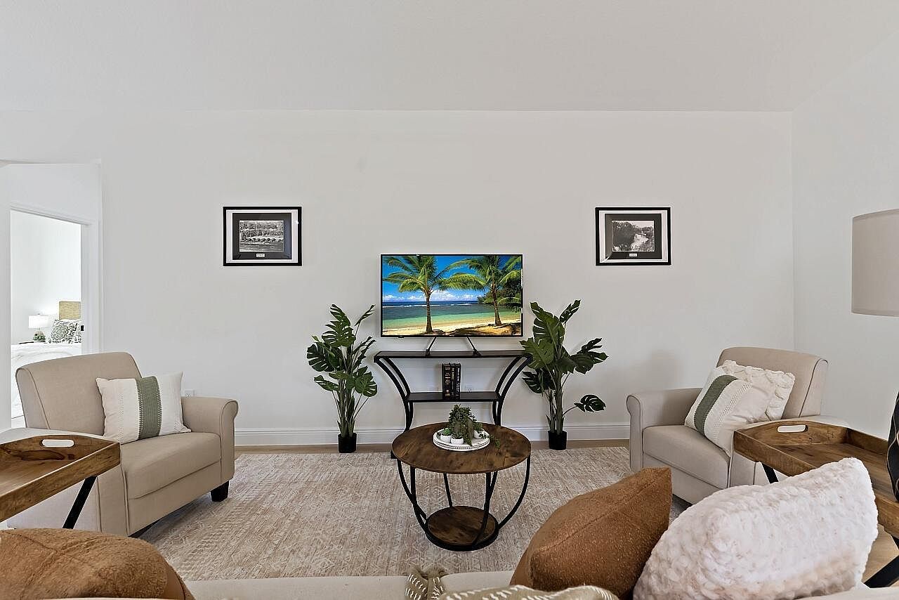 8635 98th Ct Vero Beach, FL 32967  | Single Family