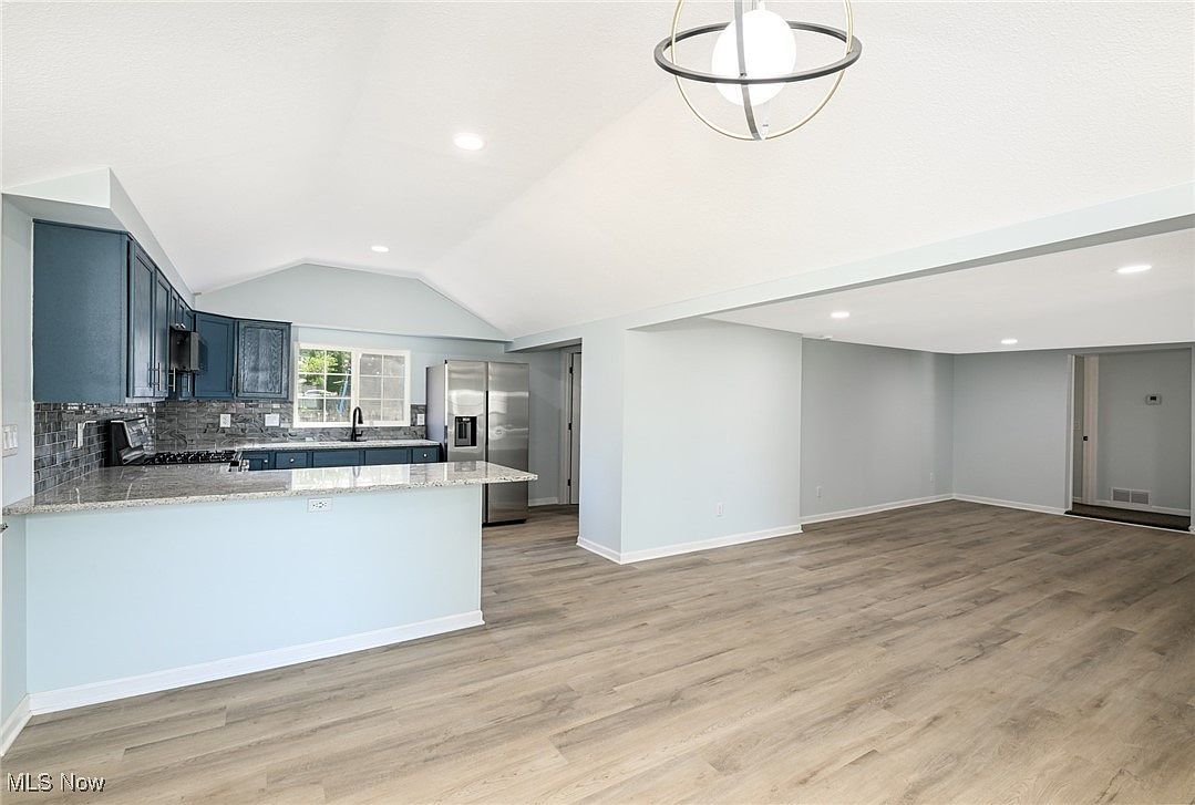 1319 Stratford St Barberton, OH 44203  | Single Family