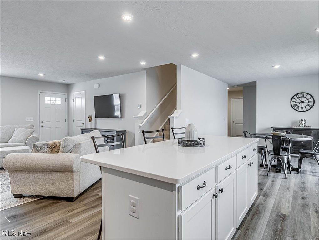 194 Captain Trl Seville, OH 44273 | Single Family