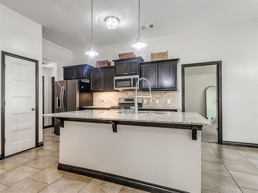 2109 Native Dancer Dr Choctaw, OK 73020  | Single Family