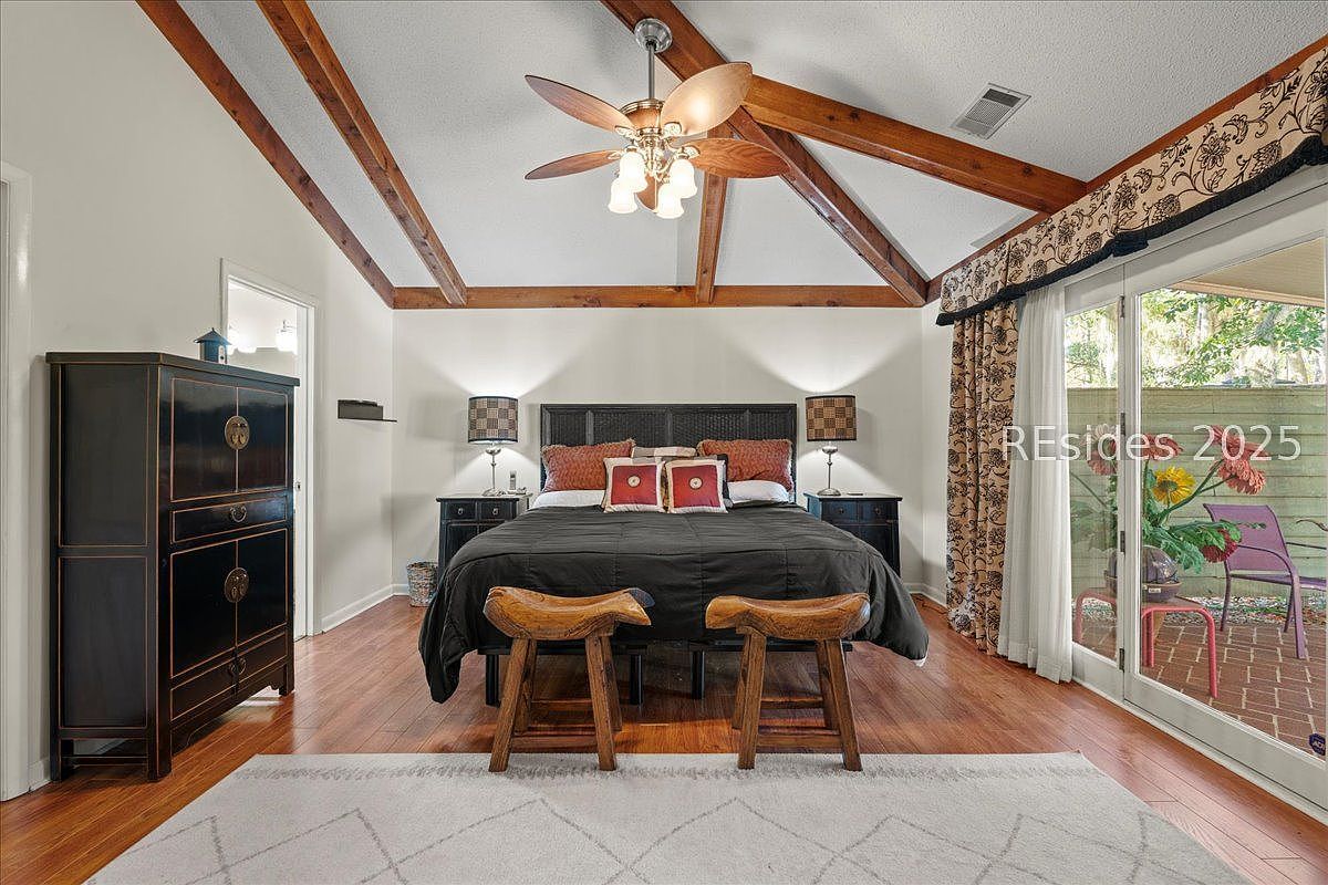 31 Chesterfield Lake Dr Beaufort, SC 29906 | Single Family