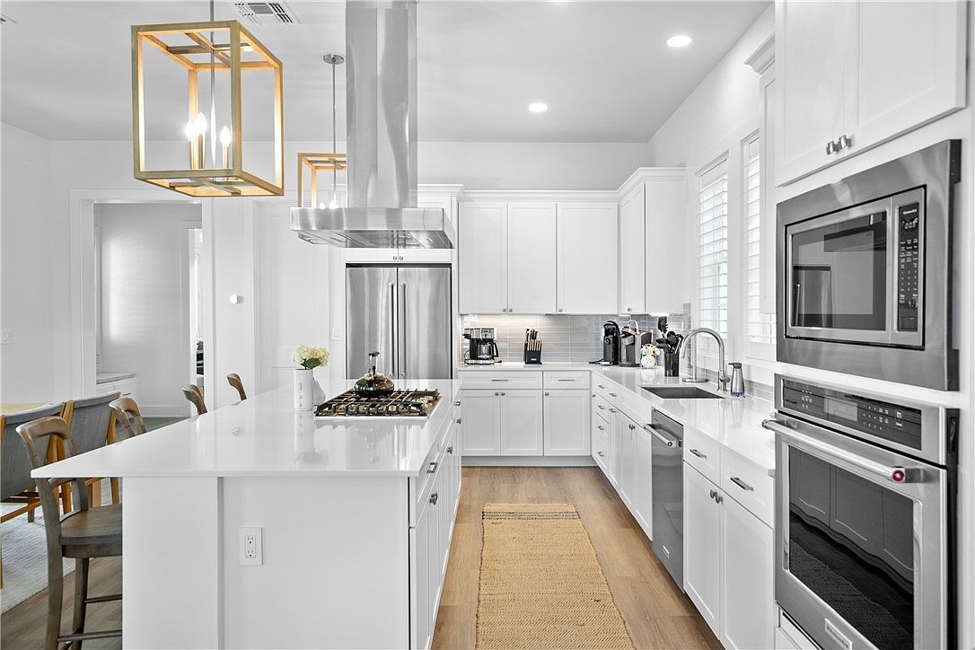 320 S Shore Dr Port Aransas, TX 78373  | Single Family