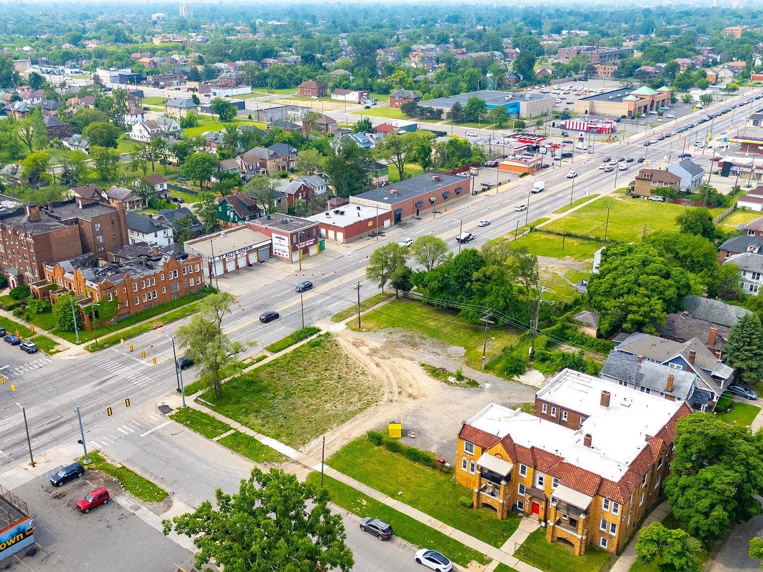 2434 W Davison Detroit, MI 48238  | Land/Lot