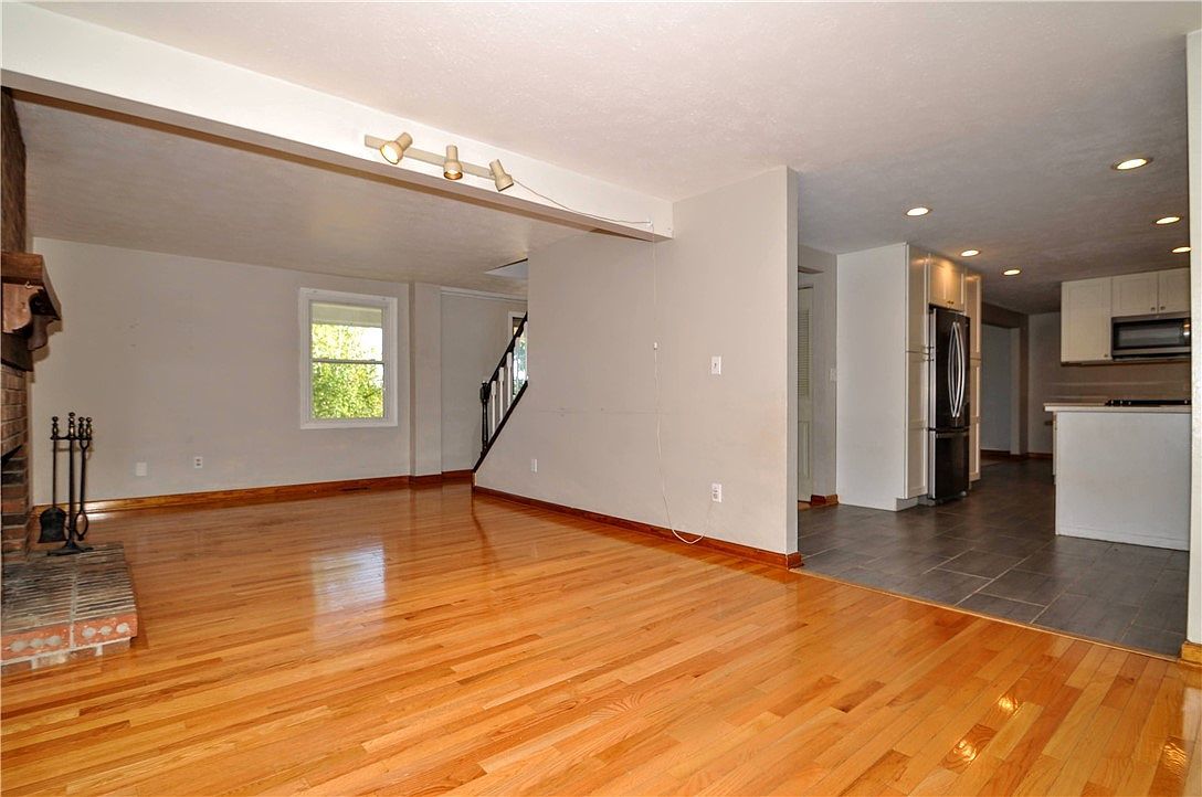 603 Meade Dr Coraopolis, PA 15108  | Single Family