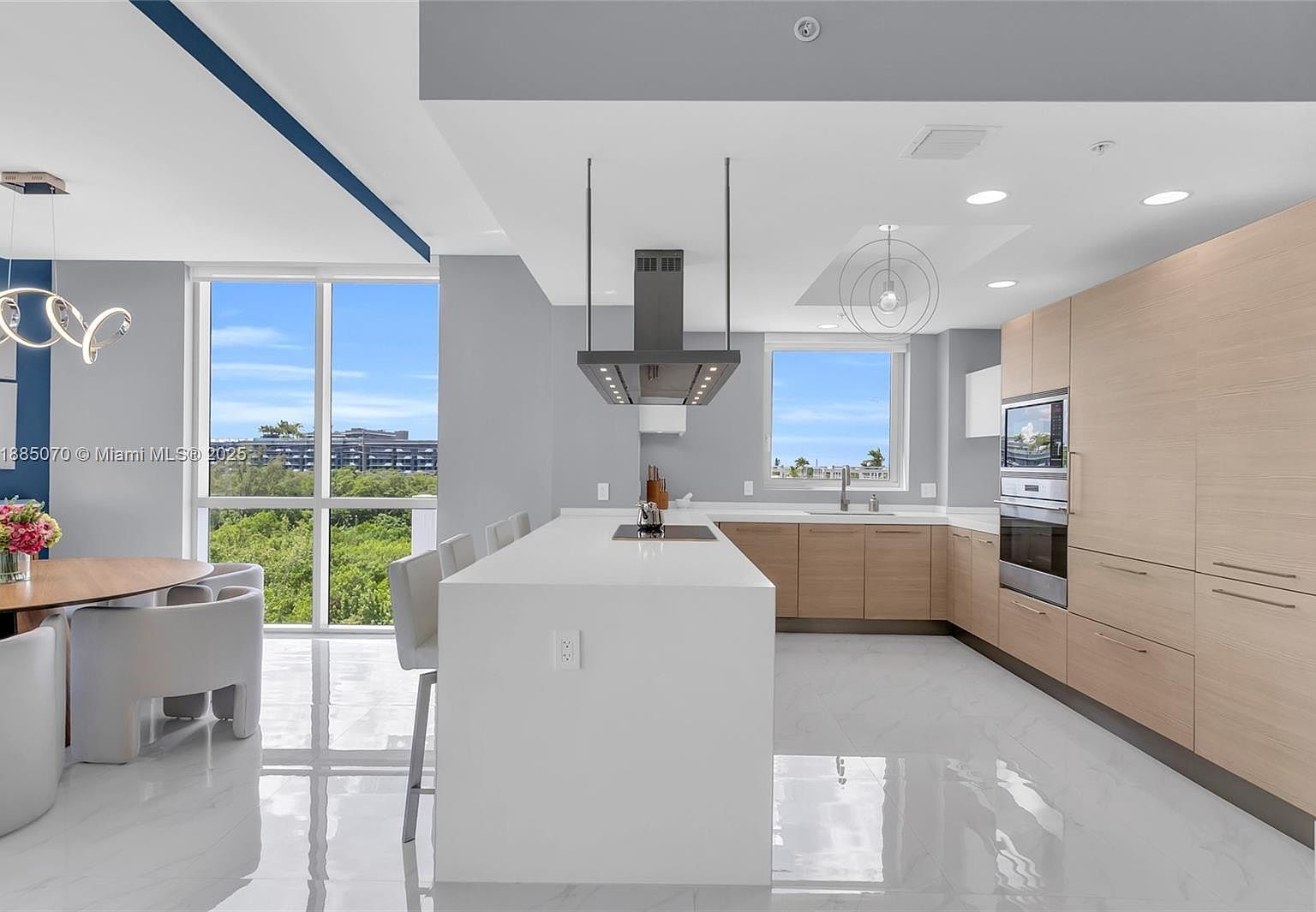 17111 Biscayne Blvd UNIT 602 Aventura, FL 33160 | Condominium