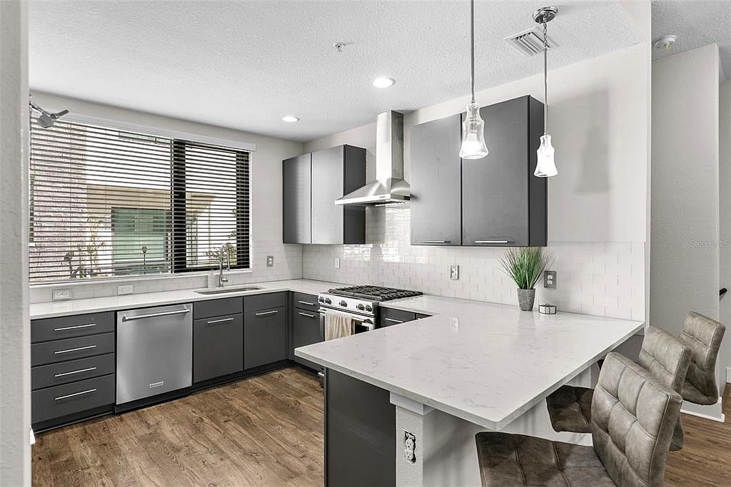 2511 N Grady Ave LOT 66 Tampa, FL 33607  | New build