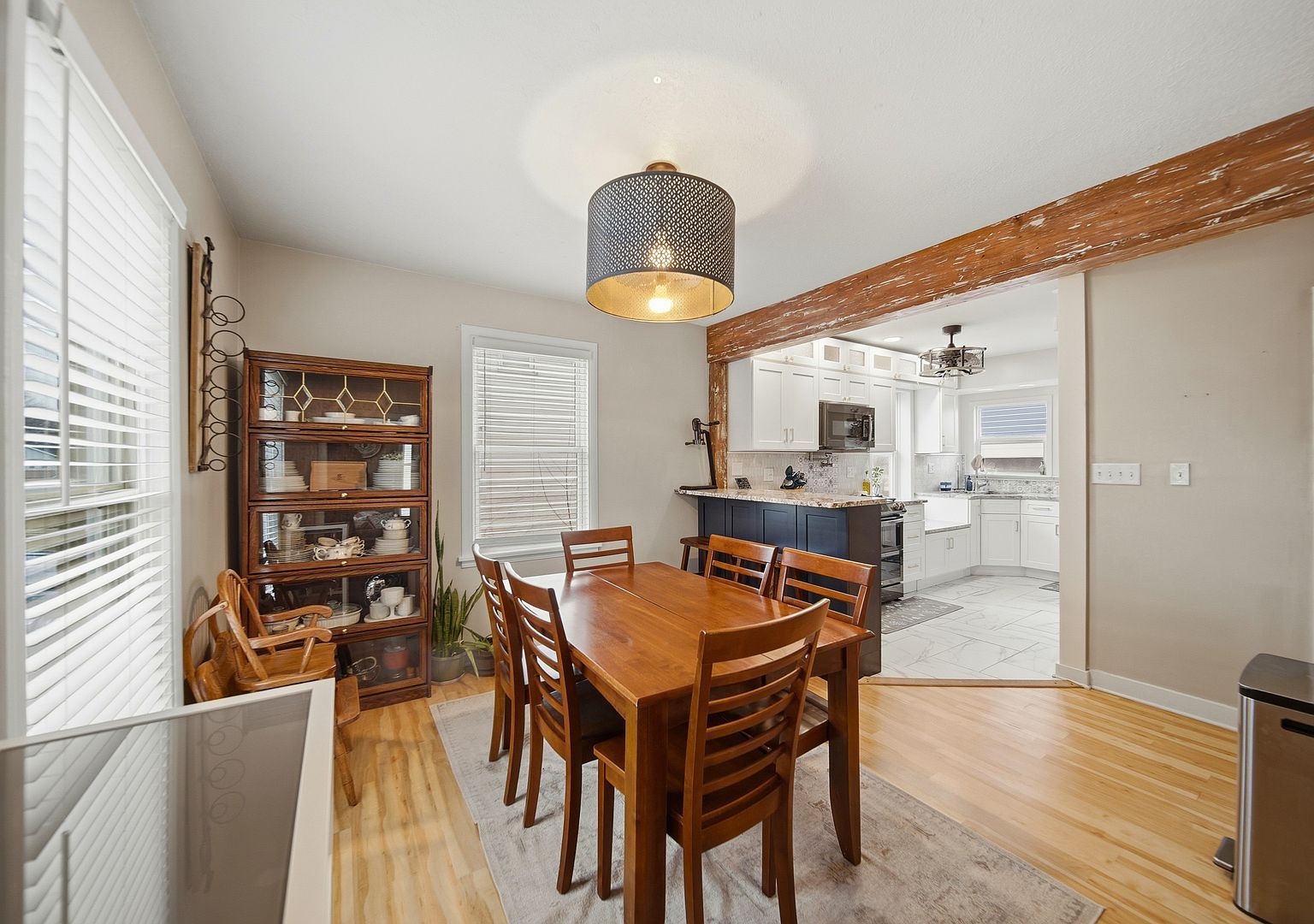 710 E 16th St Sterling, IL 61081  | Single Family