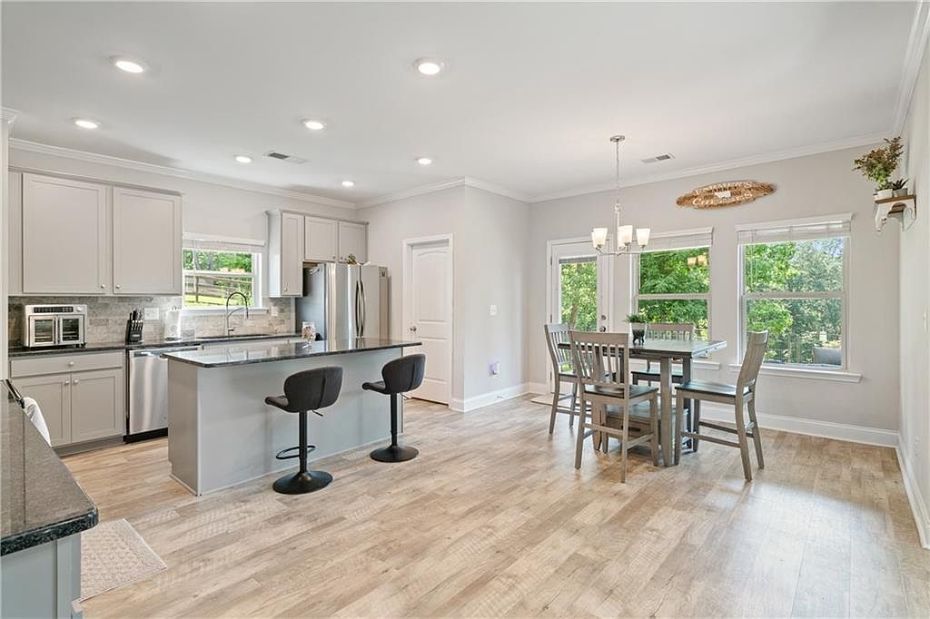 31 Thunderhawk Ln NE Rydal, GA 30171  | Single Family