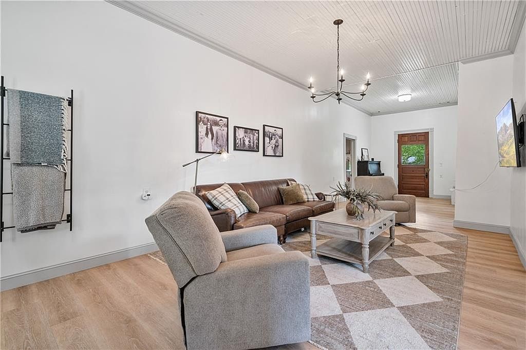 104 Cherry St Adairsville, GA 30103  | Single Family