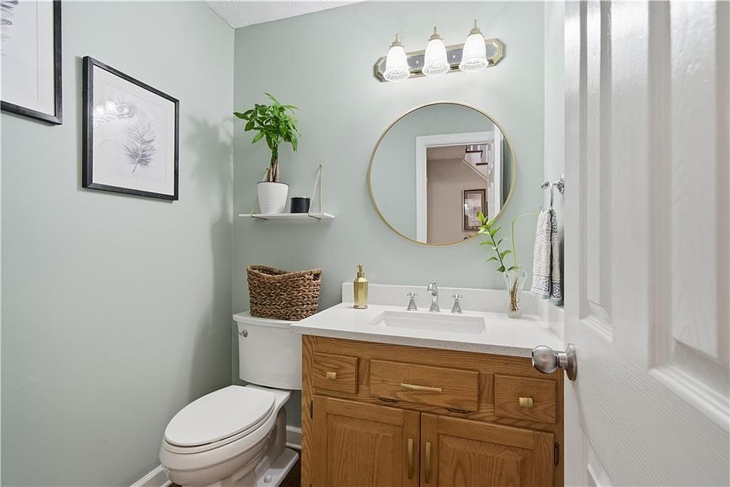 680 E Valley Rd NE Rydal, GA 30171  | Single Family