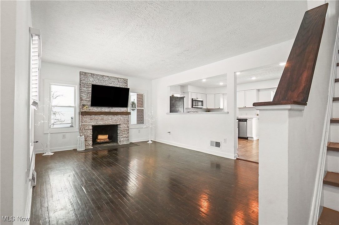 34549 Detroit Rd Avon, OH 44011  | Single Family