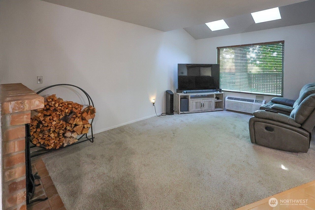 7824 NE Loowit Loop APT 70 Vancouver, WA 98662  | Condominium