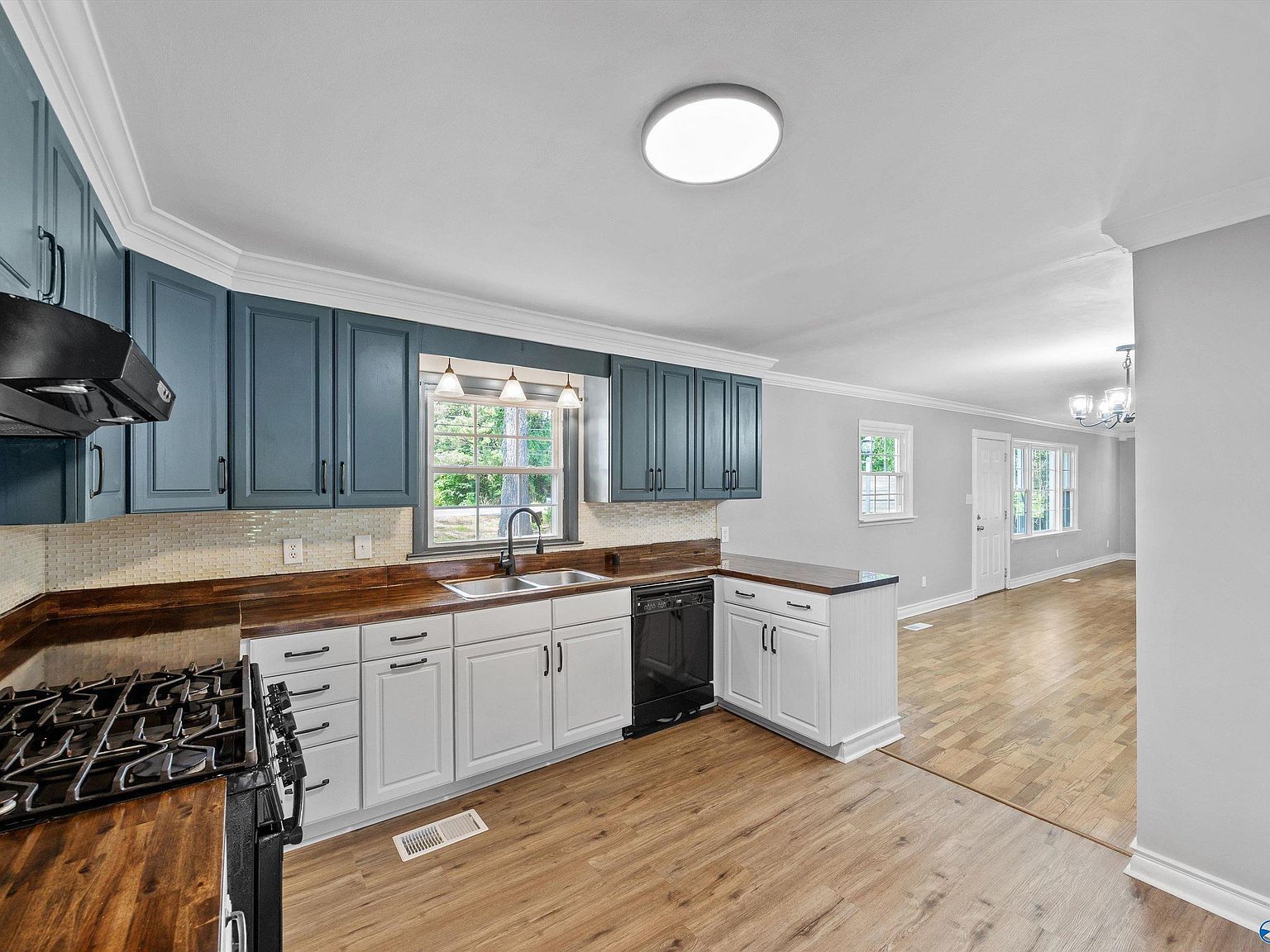 1908 Highway 36 W Hartselle, AL 35640  | Single Family