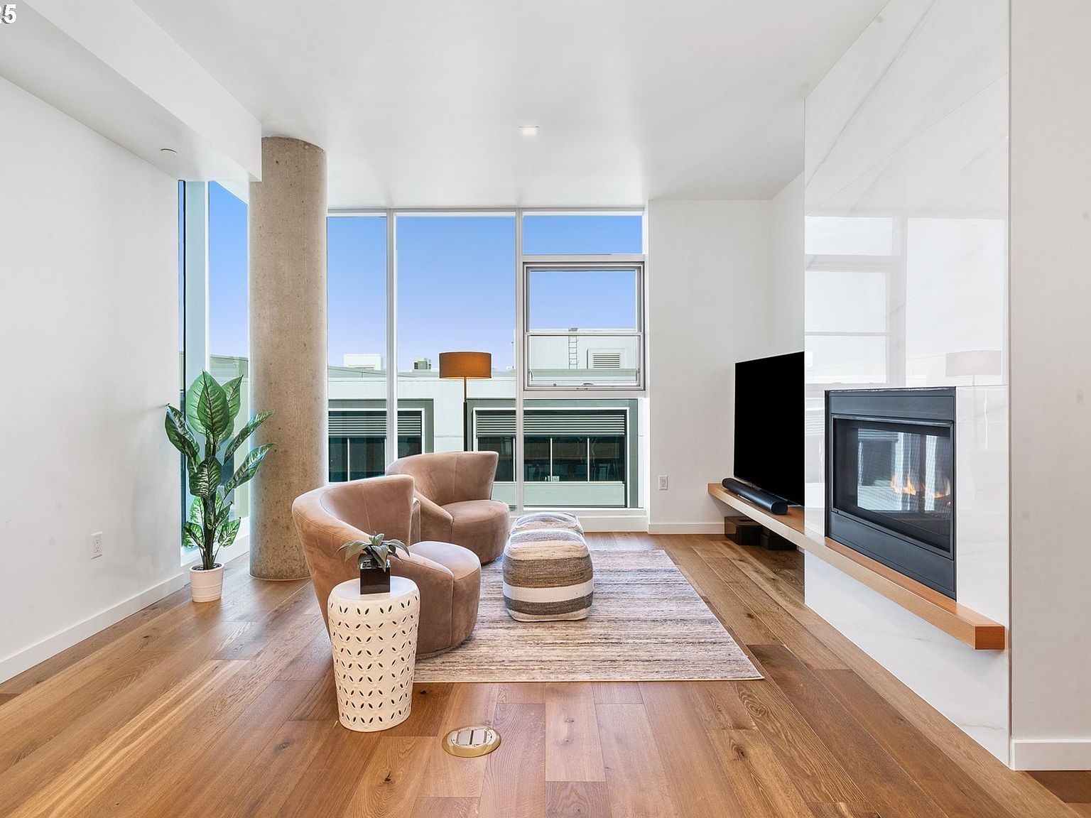 590 Waterfront Way UNIT 901 Vancouver, WA 98660  | Condominium