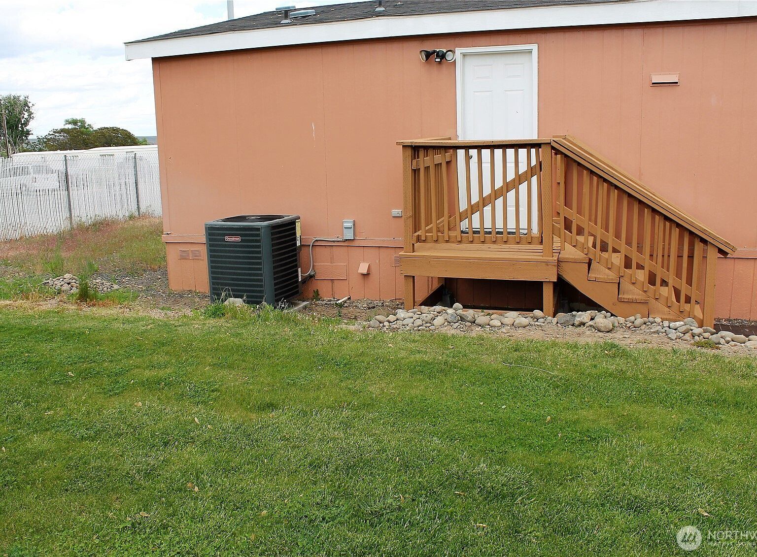 153 Quincy Pl NW Soap Lake, WA 98851 | New build