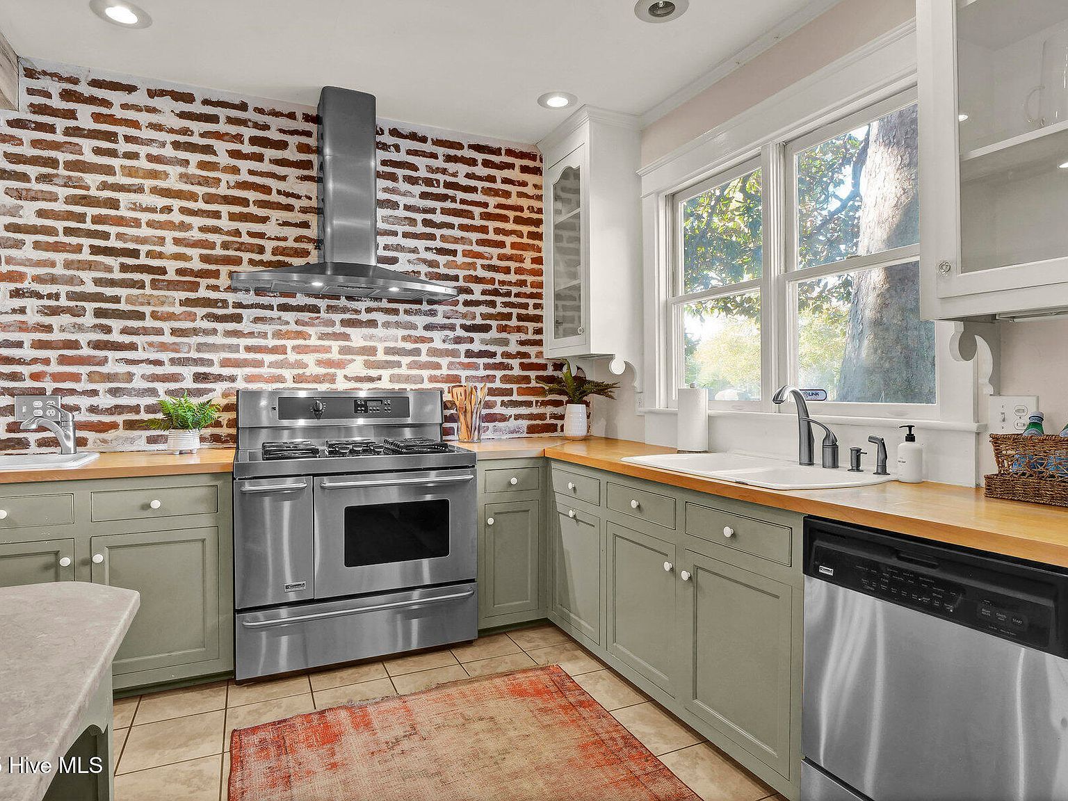 219 N 18th St Wilmington, NC 28405  | Single Family