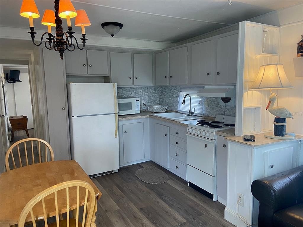 192 Jet Dr Palmetto, FL 34221  | New build