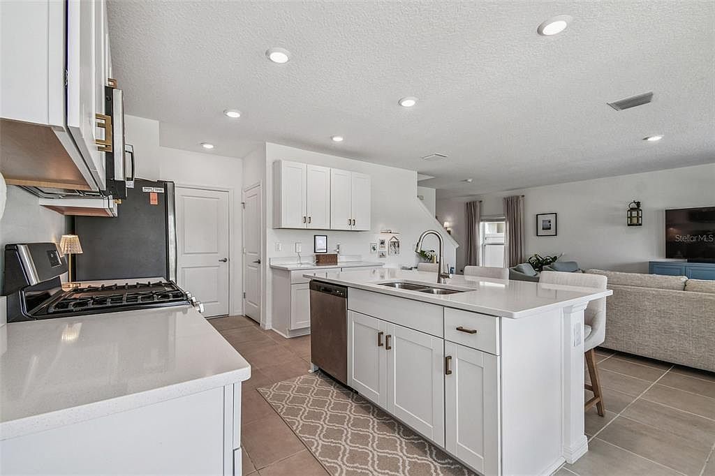 11220 Fieldstone Dr Palmetto, FL 34221 | Single Family