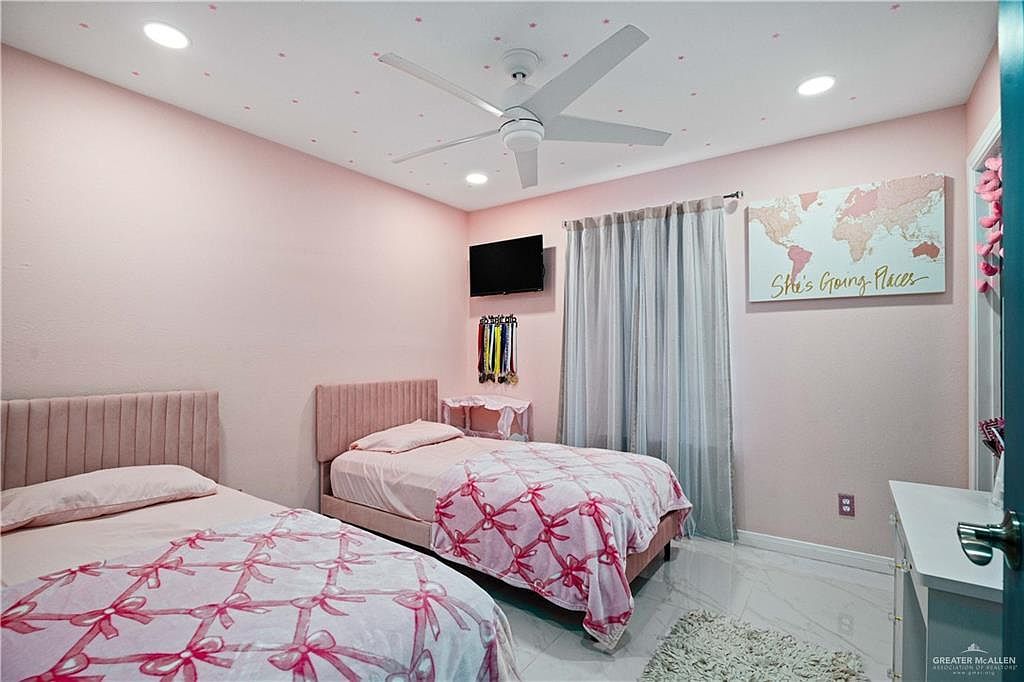 921 E Alan St Pharr, TX 78577 | Single Family