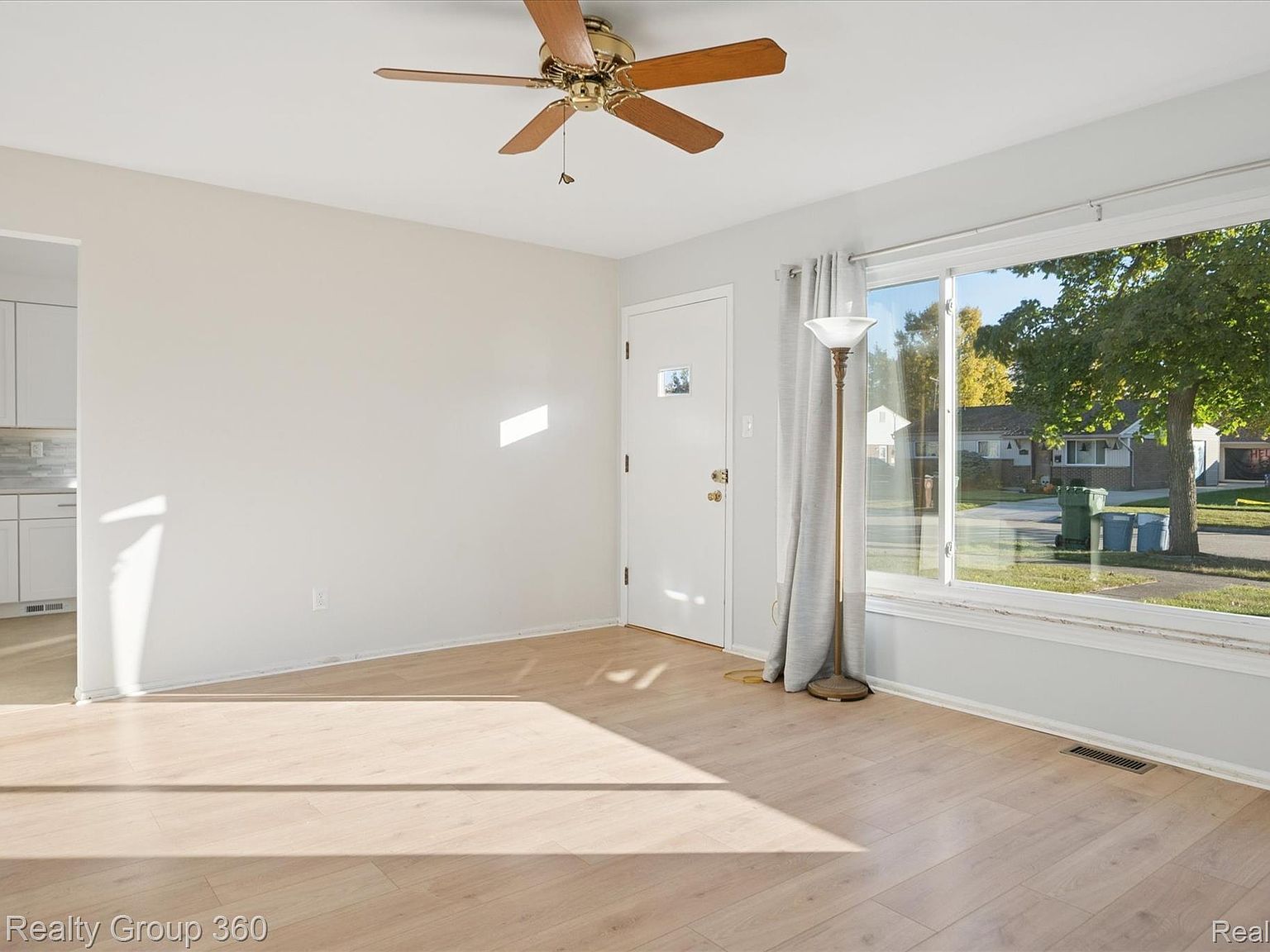 15464 Mulberry St Southgate, MI 48195  | Single Family