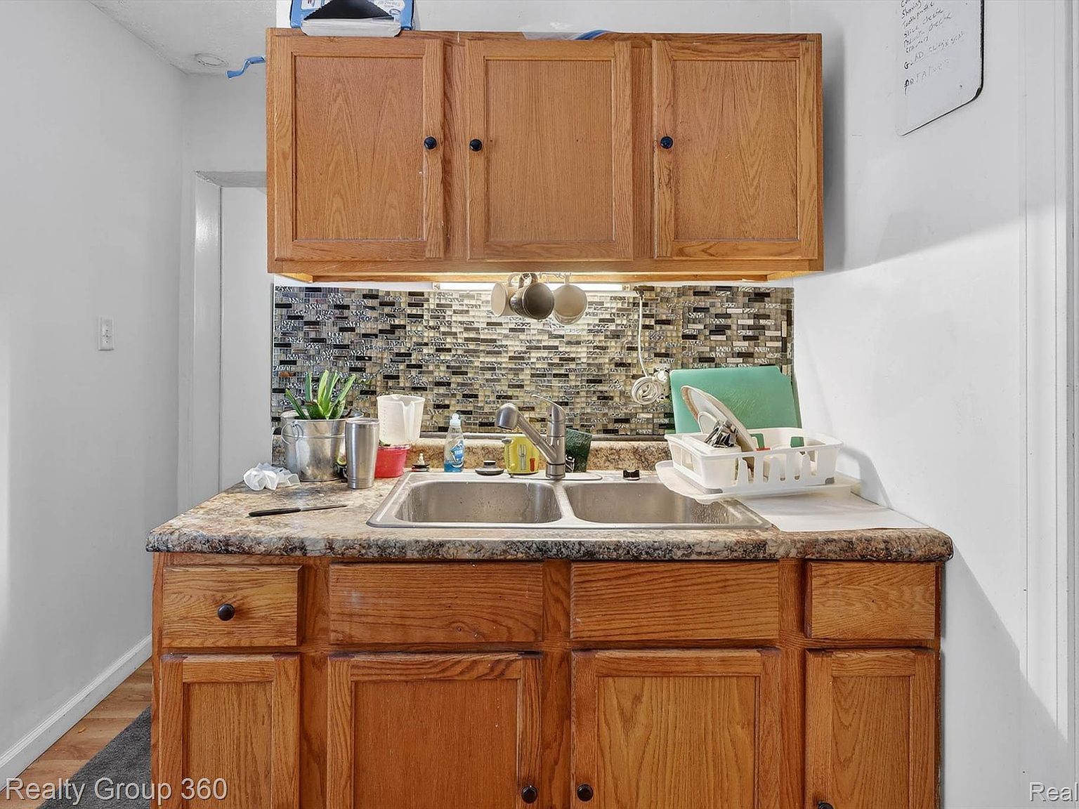 1520 Congress St Lansing, MI 48906  | Single Family