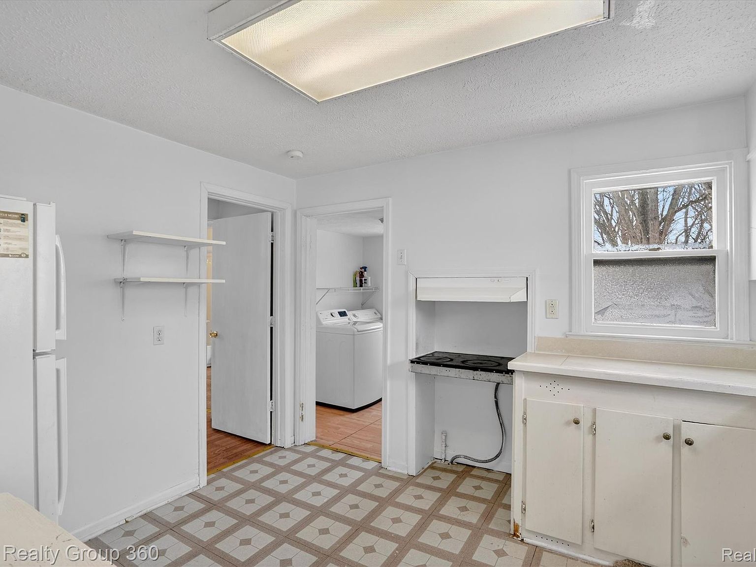 4928 Hughes Rd Lansing, MI 48910  | Single Family