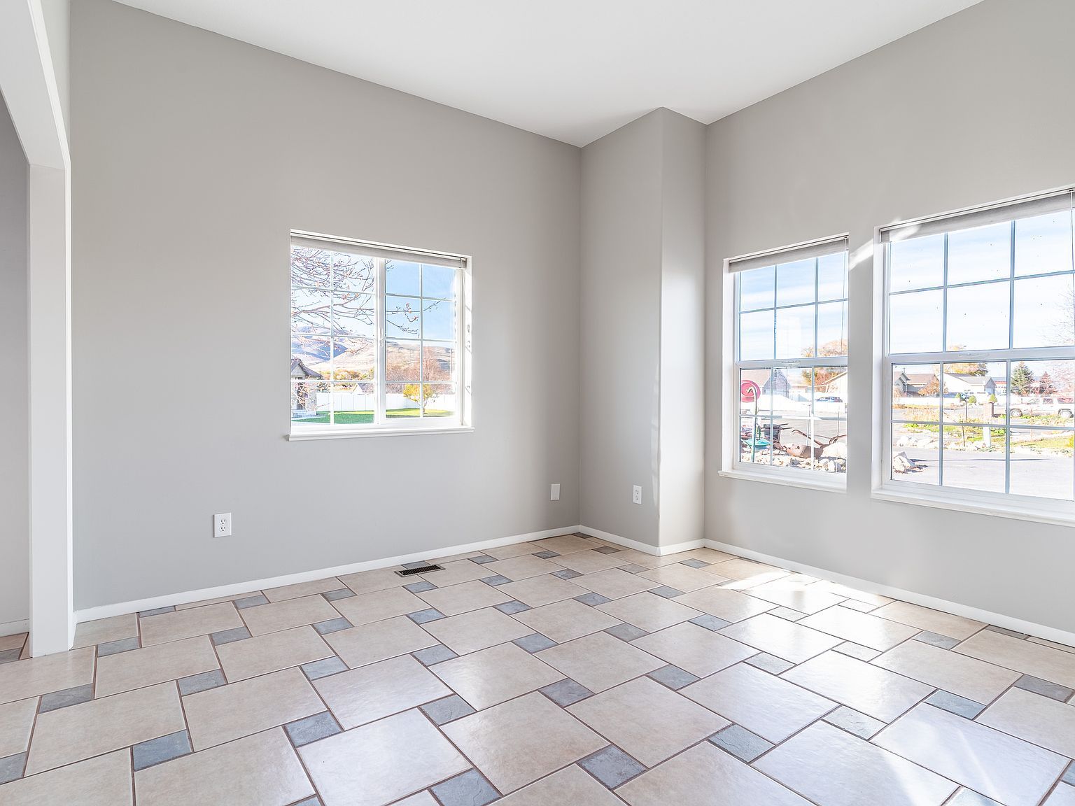 14296 N 5350 W Garland, UT 84312  | Single Family