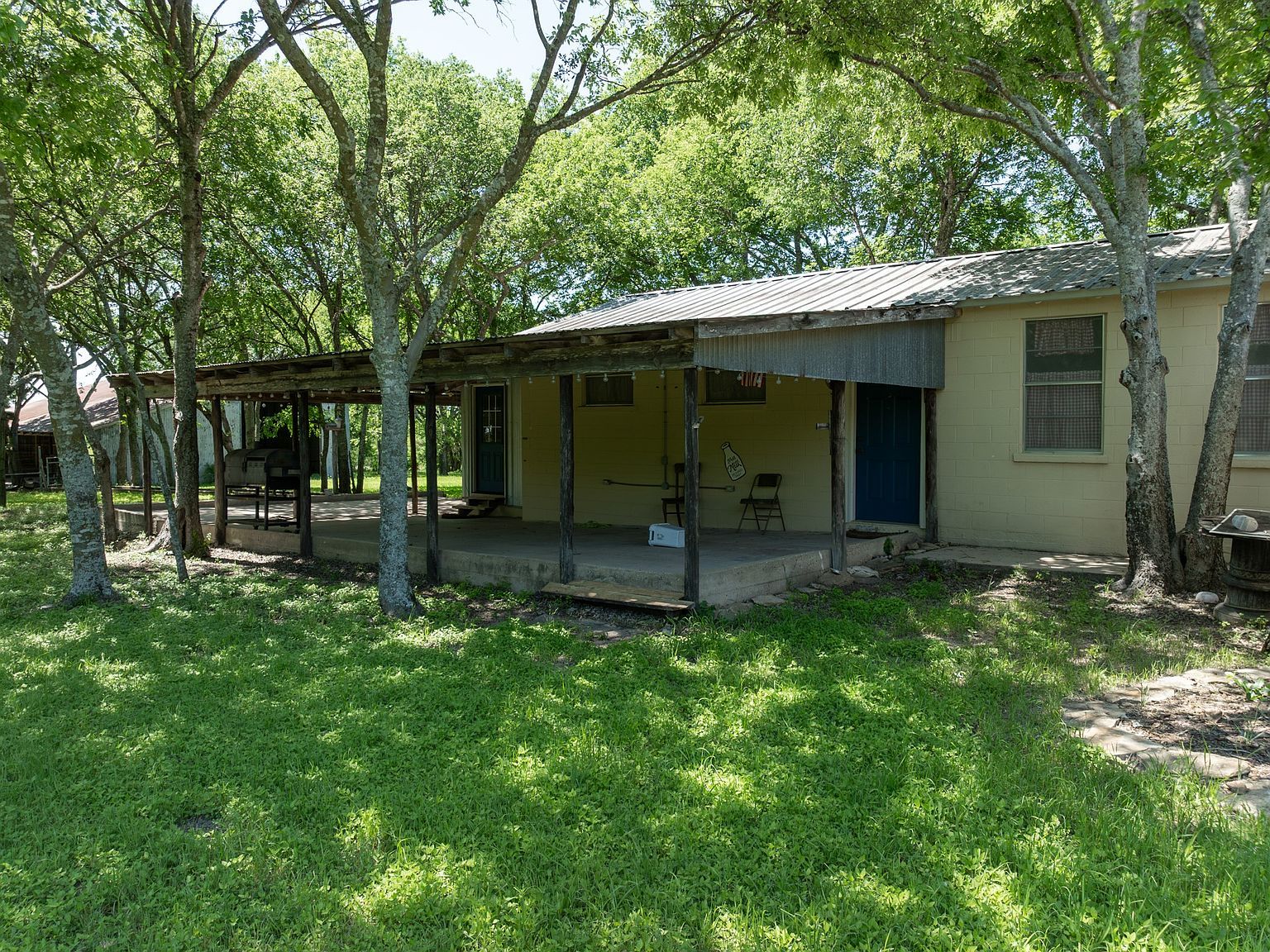 1355 N Houston St Lorena, TX 76655  | Land/Lot