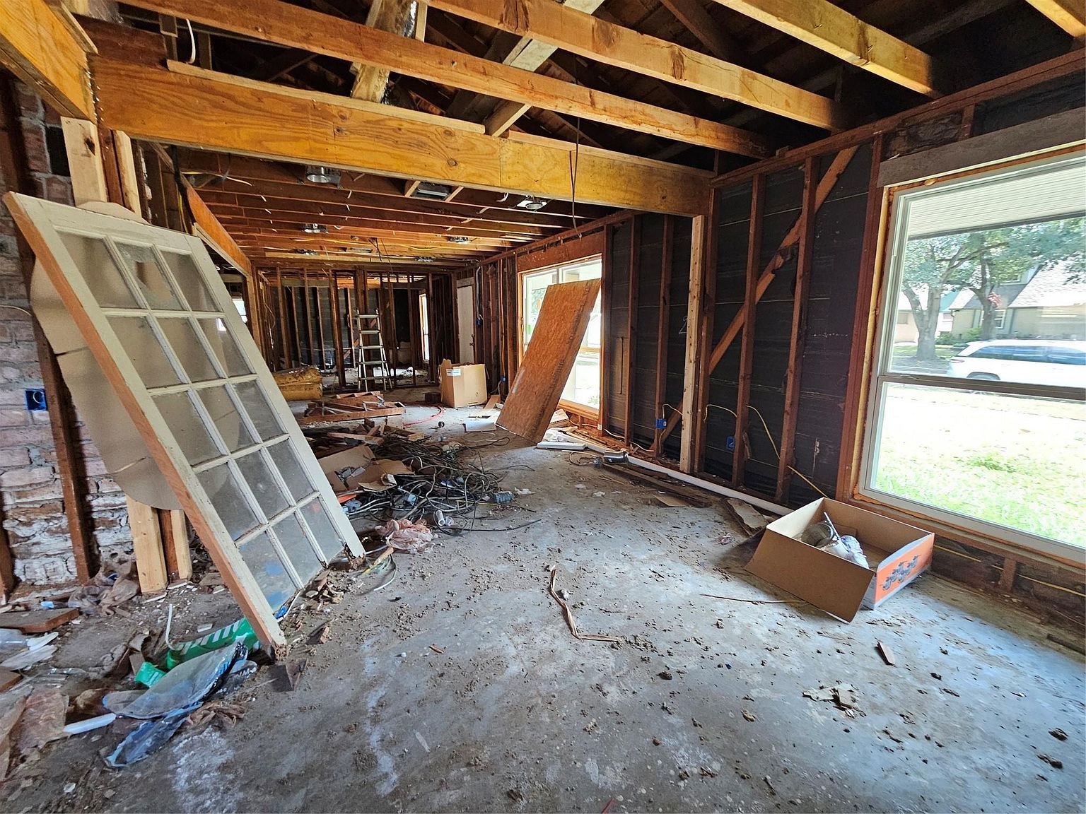 5706 Rutherglenn Dr Houston, TX 77096 | Single Family