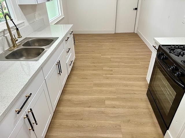 4642 E Woodward Ave Fresno, CA 93702  | Single Family