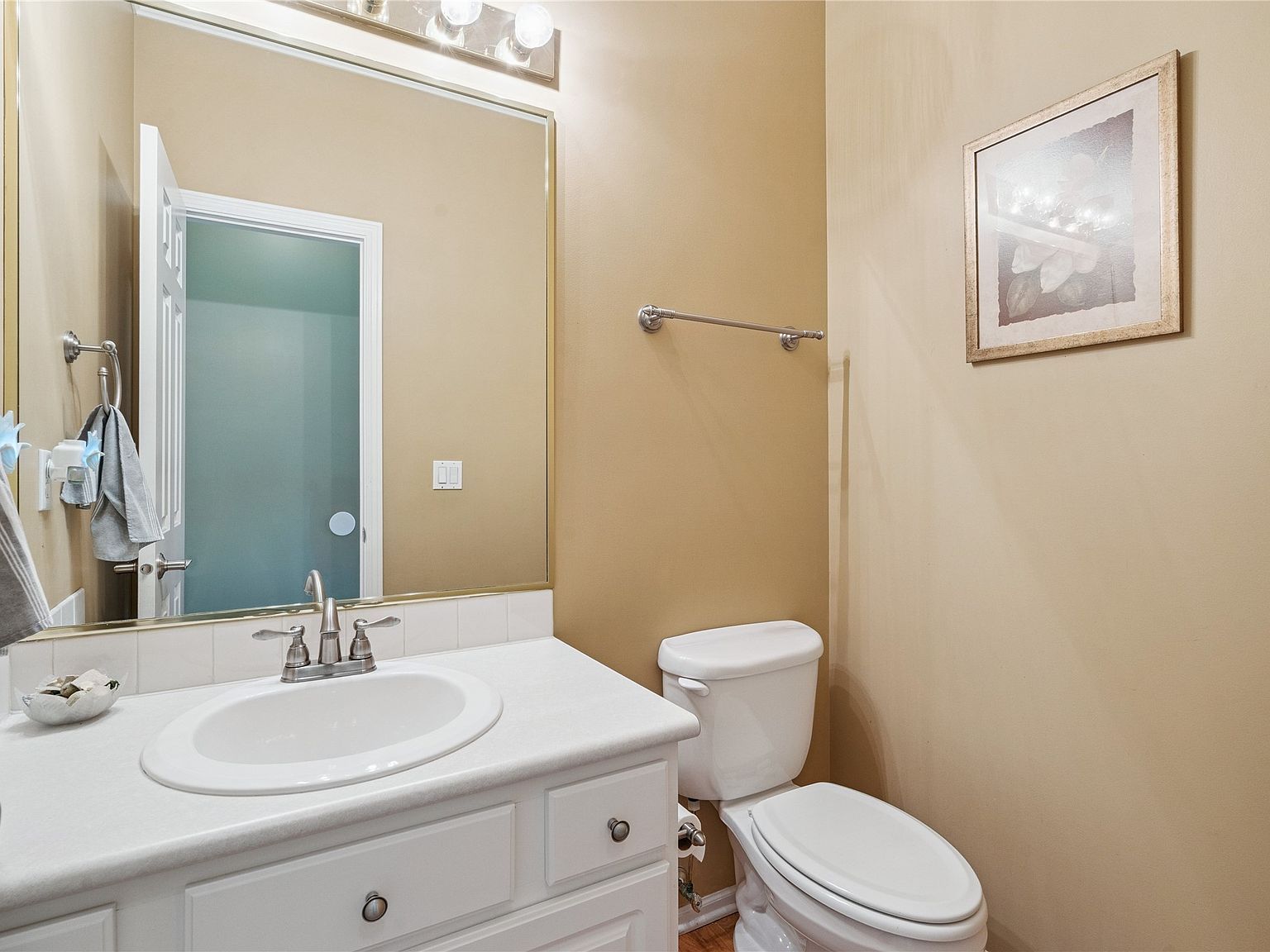 12614 Ridgeview Dr Urbandale, IA 50323  | Single Family